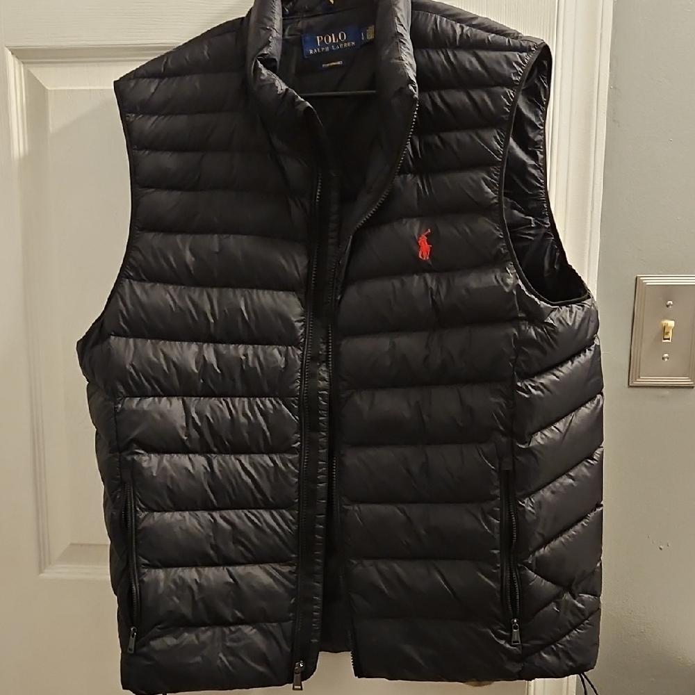 Polo by Ralph Lauren Men's Dark Gray Puffer Vest Large.